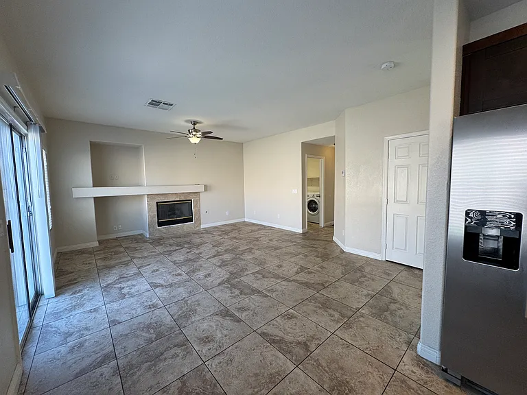 2883 Cordillera Dr — Photo 12