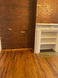 Rented by K & O Realty Associates Inc.