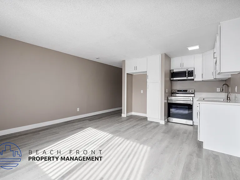 11330 La Mirada Blvd. — Photo 2
