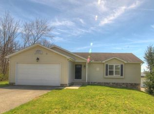 6803 New Rd, Austintown, OH 44515