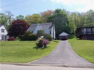 1152 Connellsville Rd, Fayette City, PA 15438