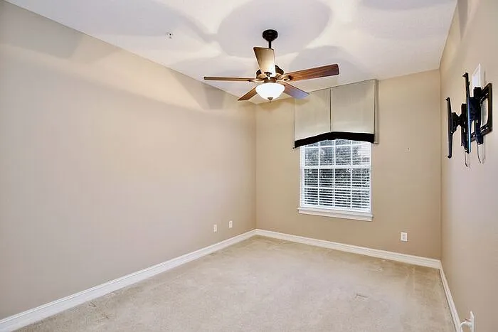 10459 Belfry Cir — Photo 24