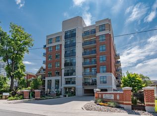 399 Queen St S #404, Kitchener, ON N2G 0C4