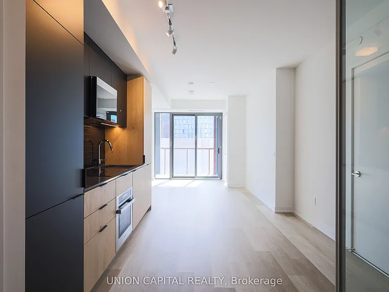 28 Eastern Ave #520 — Photo 9