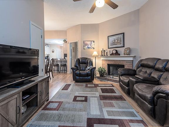 5th image of 8318 Creek Front Dr