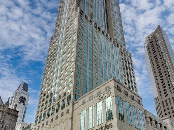 132 E Delaware Pl #6302, Chicago, IL 60611