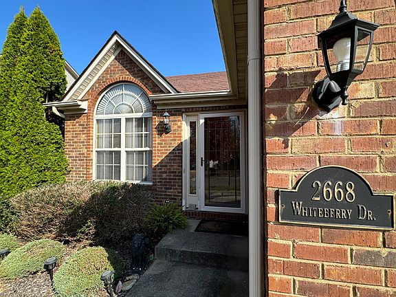 3rd image of 2668 Whiteberry Dr