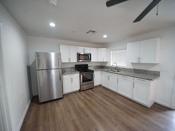 5th image of 1175 S Mojave Rd APT 2