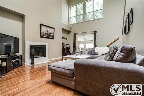 1st image of 3906 Buena Vista St Unit 19