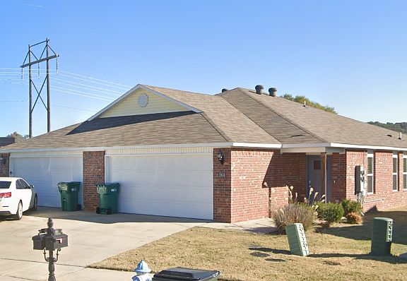 2nd image of 262 E Anabranch Ct