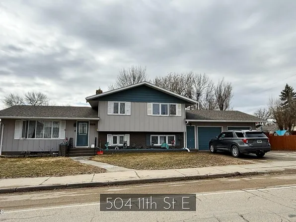 504 11th St E, Williston, ND 58801