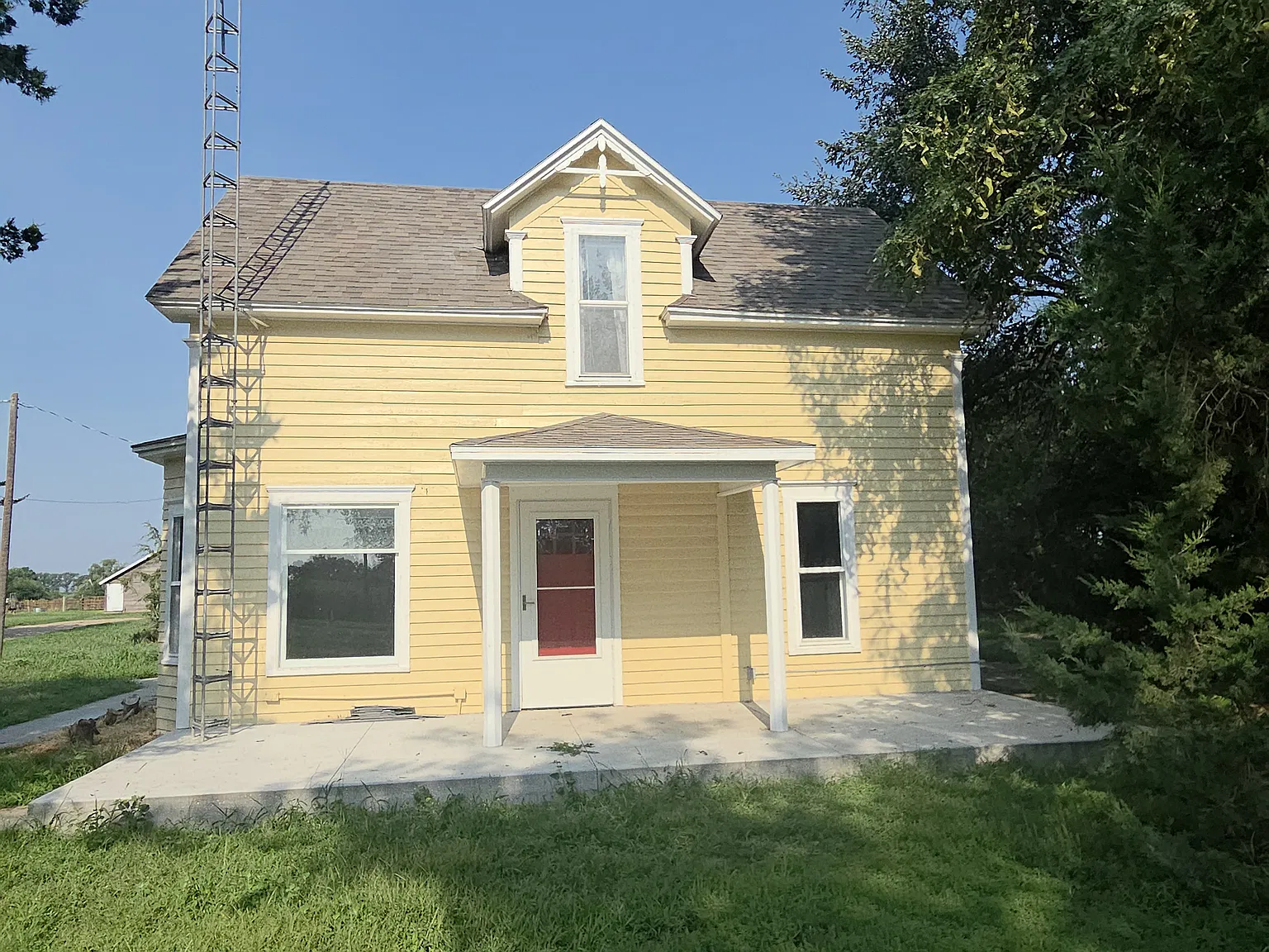 Road 426, Cozad — Photo 1