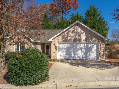 412 Wiltshire Cir, Fletcher, NC, 28732