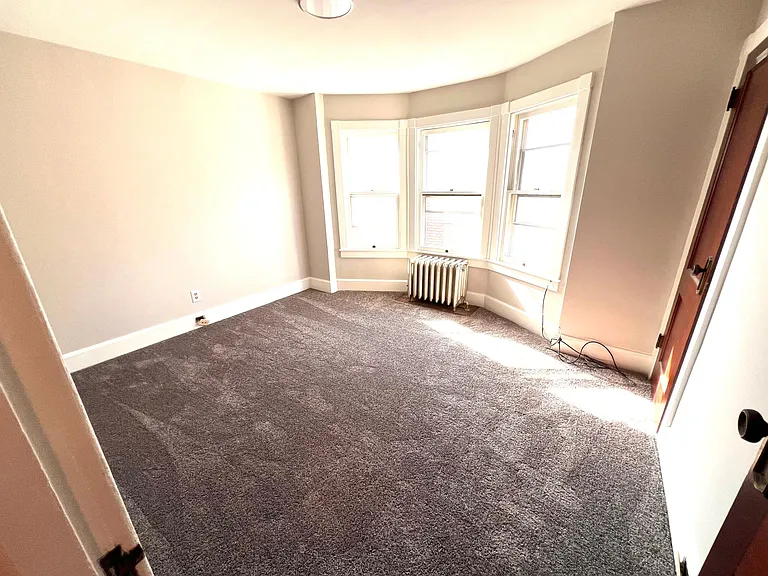 143 E Elm St #2 — Photo 8