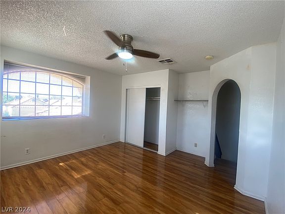 5th image of 5788 Yerington Ave