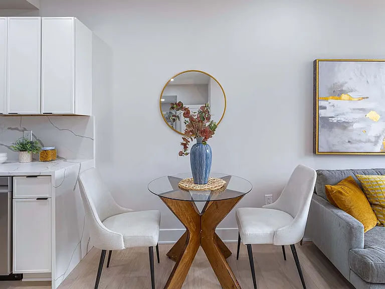 Paxton Park Apartments — Photo 6