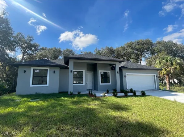 1077 March Ln, Labelle, FL 33935