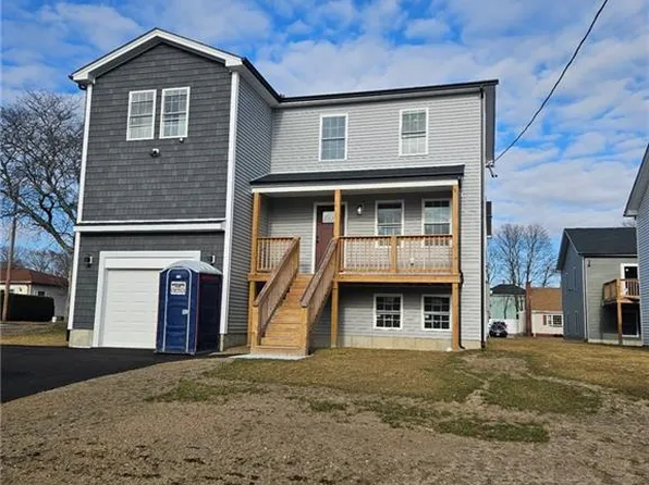 116 2nd Ave, Cranston, RI 02910