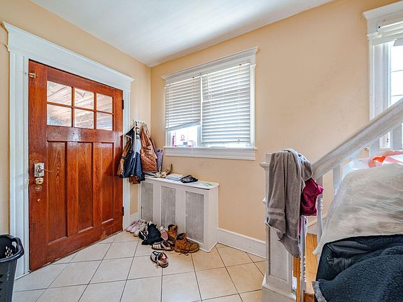 3rd image of 65 N Laclede Pl