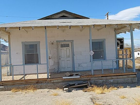 3rd image of 13294 Mariposa St