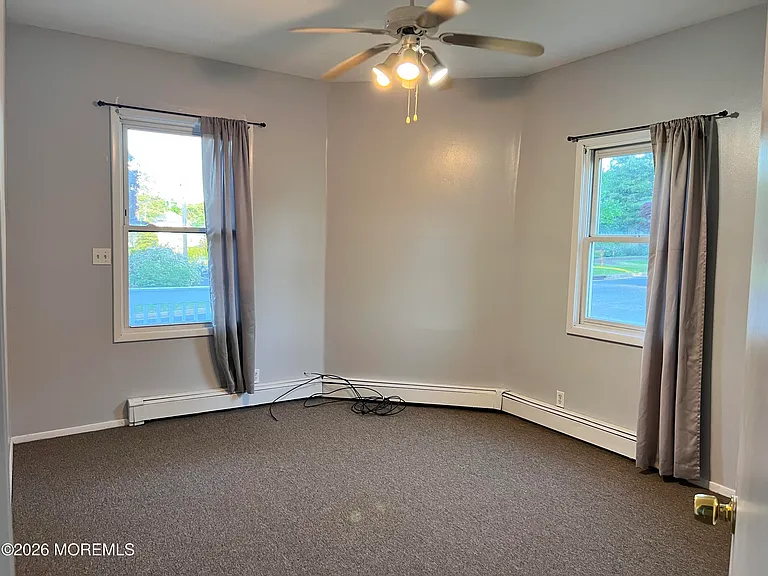 391 Monmouth Ave #1 — Photo 15