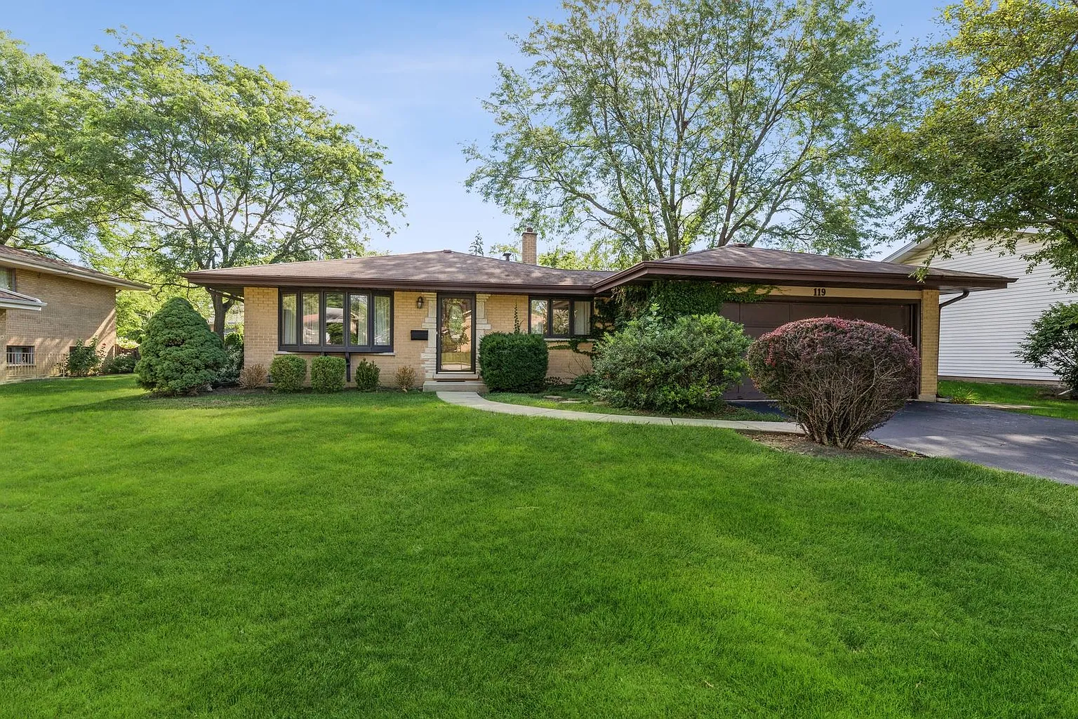 119 N Horner Ln photo 1