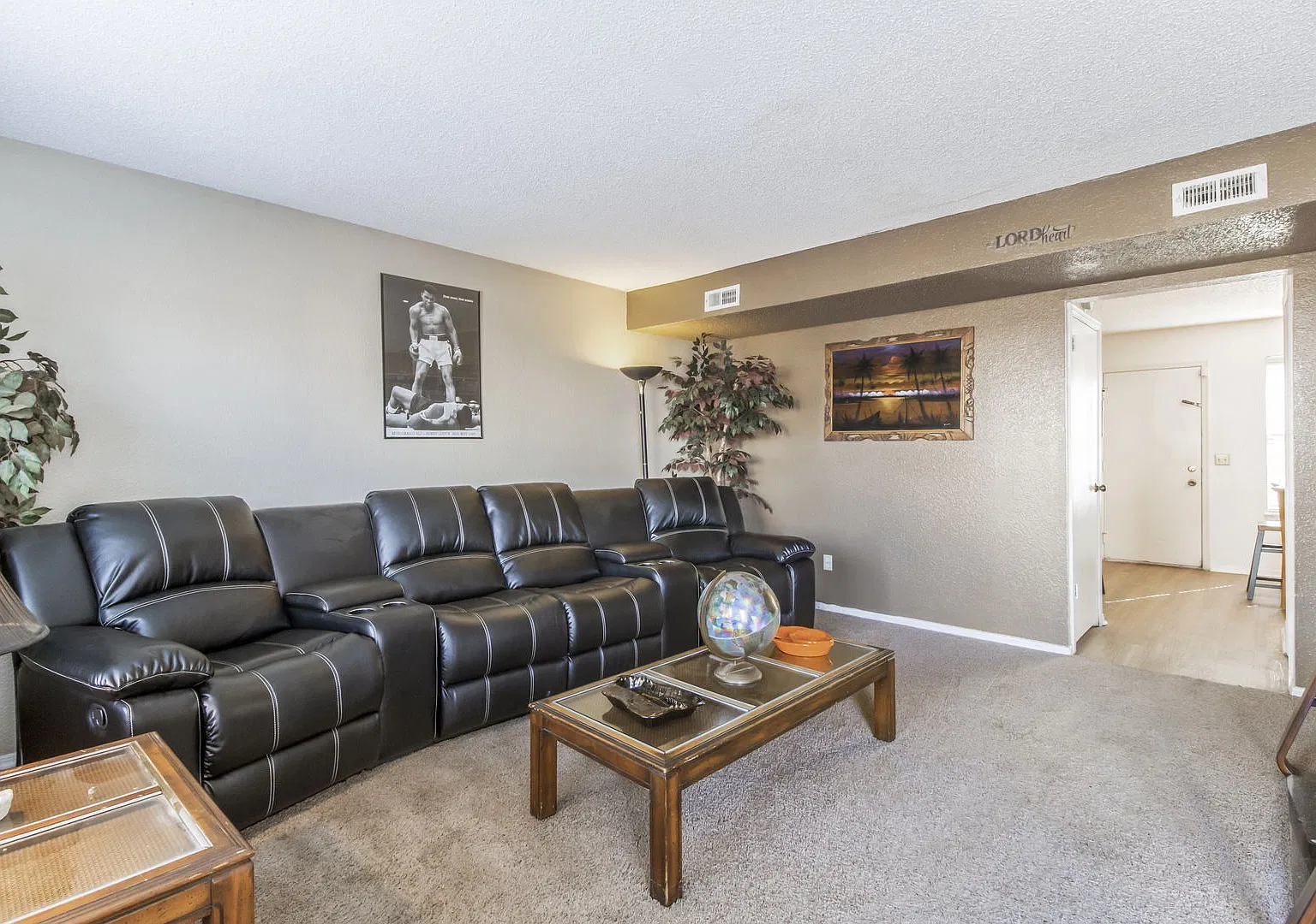 Willow Run Condos — Photo 2