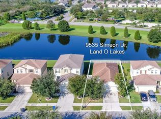 9535 Simeon Dr, Land O Lakes, FL 34638
