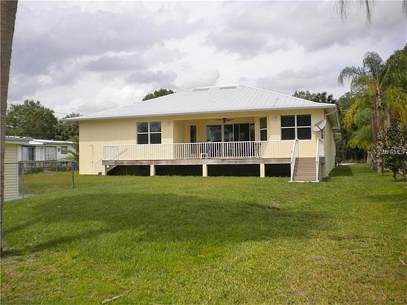 2nd image of 11223 Riverview Dr