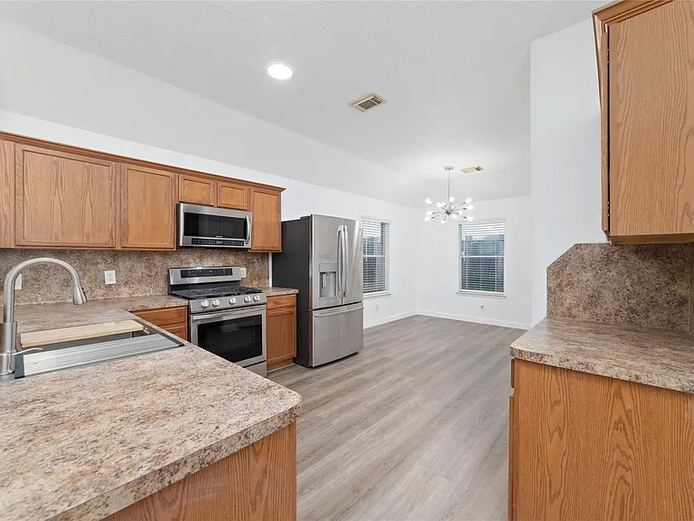 7042 Durango Creek Ln — Photo 12