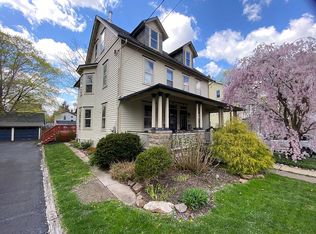 126 Harvey Ave, Doylestown, PA 18901