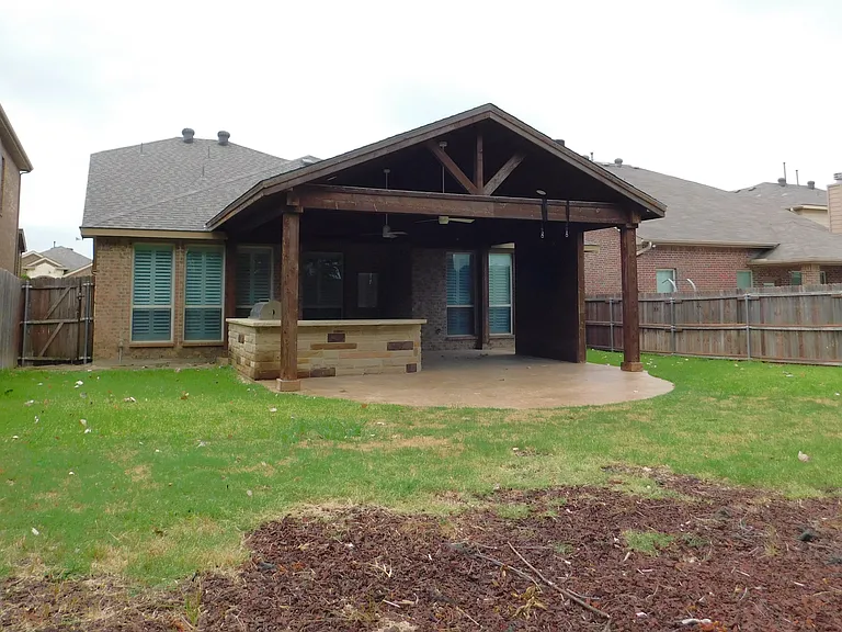 2401 Windhaven Dr — Photo 40
