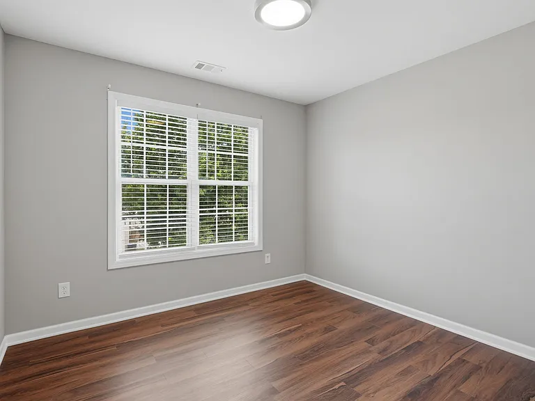 1161 Riverside Run Ln — Photo 18