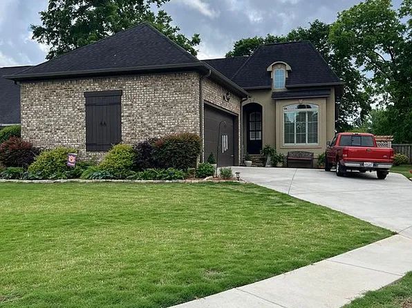 315 Cobb St, Scottsboro, AL 35768