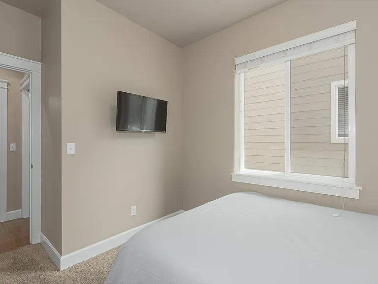 2598 E Decameron Ln — Photo 17