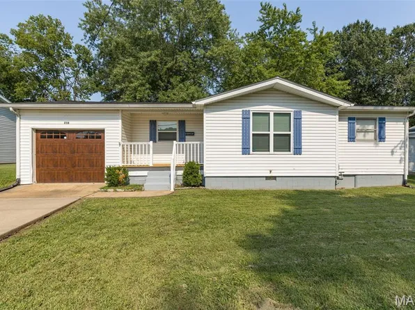 218 N Alexander St, Farmington, MO 63640