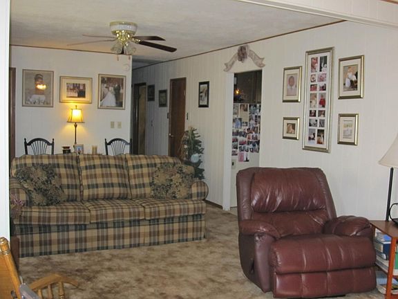 Now has new Berber Carpet