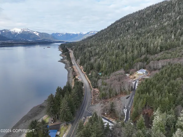 567 Mitkof Hwy, Petersburg, AK 99833