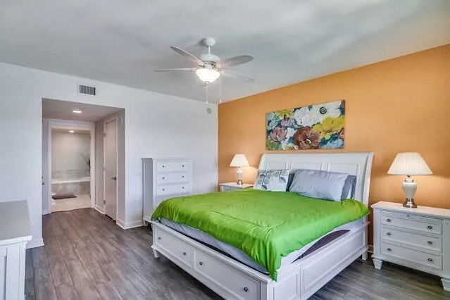 2650 Lake Shore Dr #2203 — Photo 13