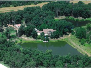 26546 450th St, Centerville, IA 52544