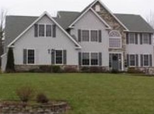 105 Hawk Ridge Rd, Bloomsburg, PA 17815