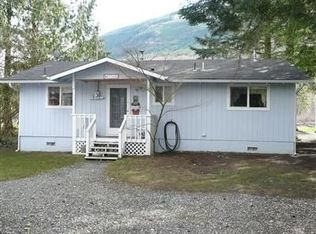 35644 Shangri La Dr, Sedro Woolley, WA 98284