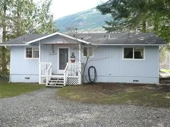 35644 Shangri La Dr, Sedro Woolley, WA 98284