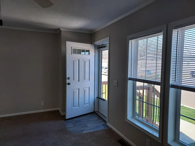 6445 Hamlet Way — Photo 29