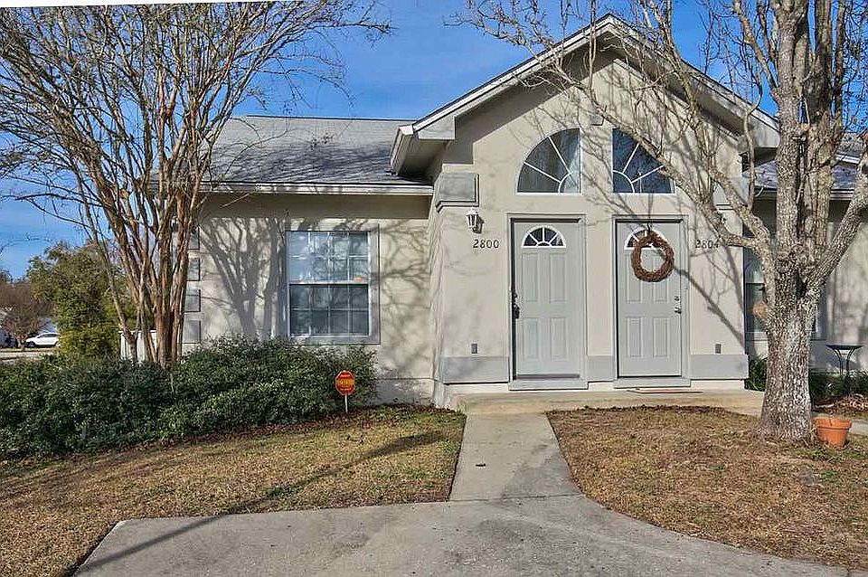1st image of 2800 Saw Palmetto Ln