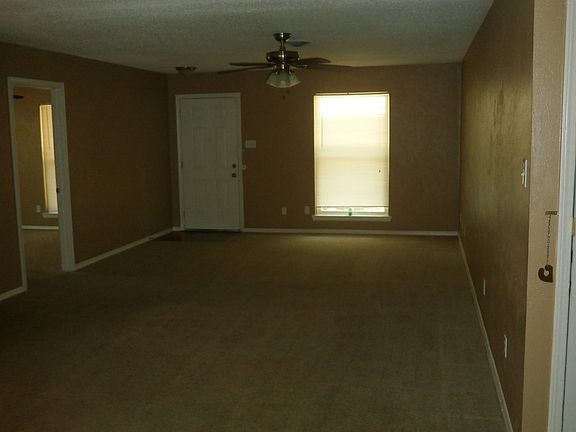 4th image of 7457 Beckwood Dr