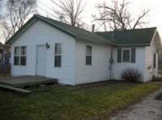 48 Rushmore Rd, Fox Lake, IL 60020