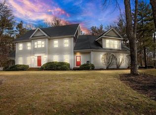 35 Lady Slipper Rd, Bridgewater, MA 02324