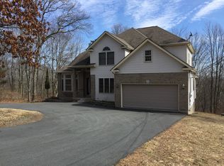 127 Senate Rd, Milford, PA 18337