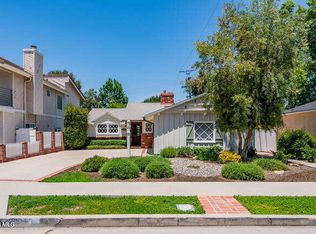 22015 San Miguel St, Woodland Hills, CA 91364